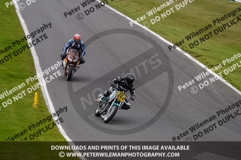 cadwell no limits trackday;cadwell park;cadwell park photographs;cadwell trackday photographs;enduro digital images;event digital images;eventdigitalimages;no limits trackdays;peter wileman photography;racing digital images;trackday digital images;trackday photos